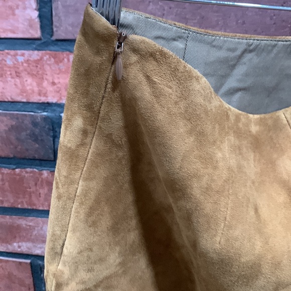 Aritzia Babaton Suede Skirts - Picture 14 of 14